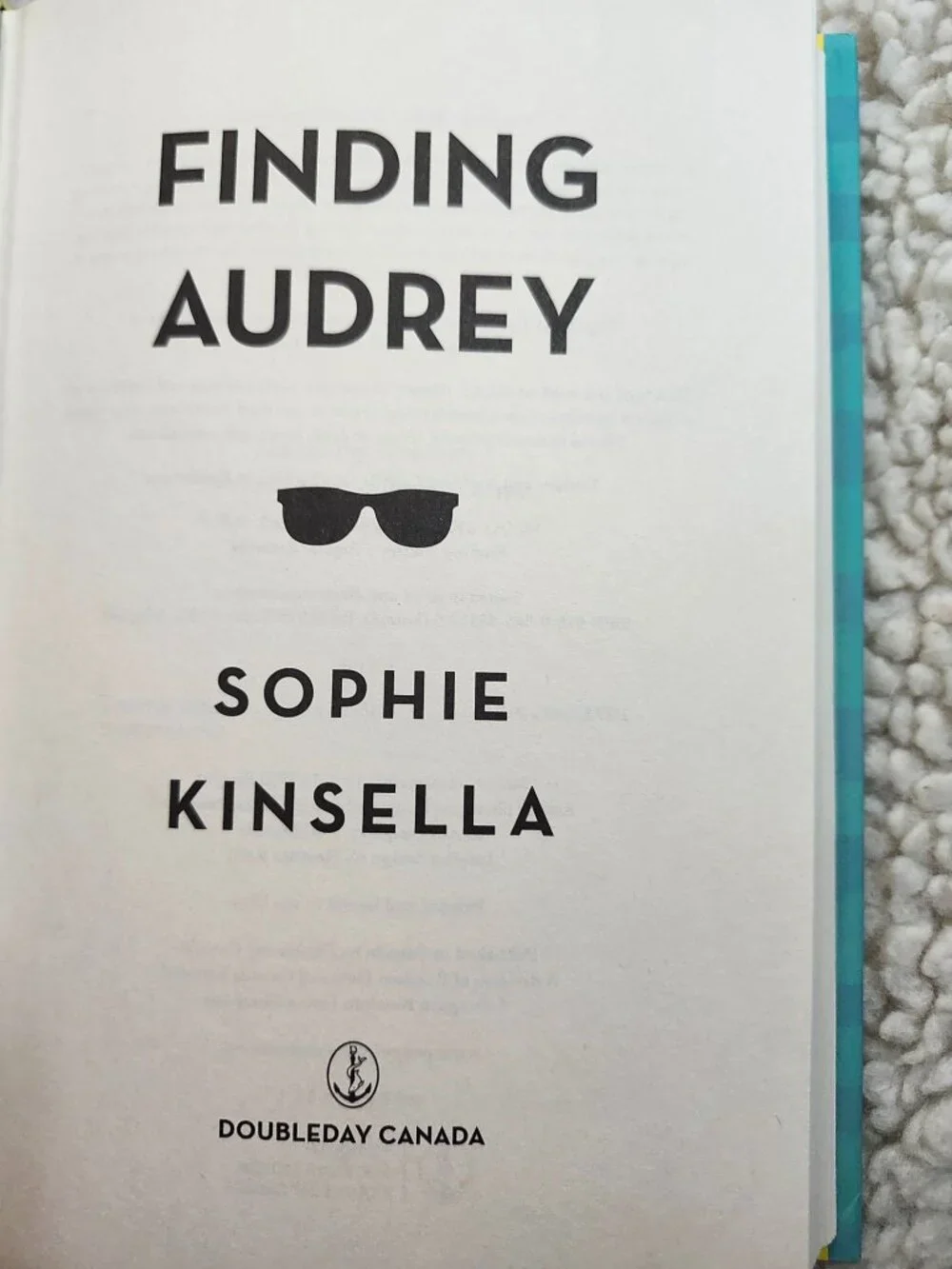 Sophie Kinsella Finding Audrey Hardcover 2015 Doubleday Canada Dust Jacket - Picture 5 of 14